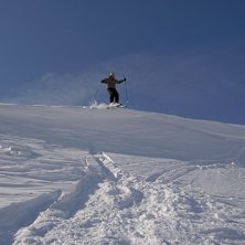 Droppen, offpisten i h&ouml;gfj&auml;llet. Foto: Henning Alesund. &Aring;kare: Viktor Olsson.
