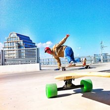 &Aring;kare: Pontus Lindholm.