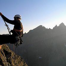Nedfirning fr&aring;n Romsdalhorn en ljumen augstikv&auml;l. Foto: Andreas Persson. &Aring;kare: Johan Olofsson.
