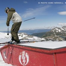 en down-flat-down under en foto shot med Tobe. Foto: Hans w&auml;rdell. &Aring;kare: Tobias bj&ouml;rk.