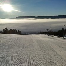Kj&oslash;sterudl&oslash;ypa &aring;pner idag
Vi har lagd nok sn&oslash;,.