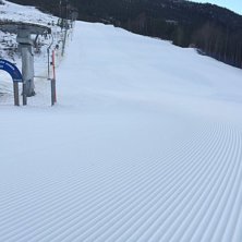 Sesongens f&oslash;rste afterski
Bakken er &aring;pen l&oslash;rdag.