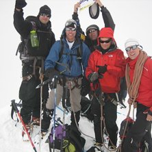 Vi n&aring;dde toppen ca halv 1 efter vi haft b&aring;de hag. Foto: Dennis Fjalestad. &Aring;kare: Team Sweden.
