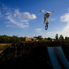 ...efter att Finalerna i Fadderbyn Big Air Night b. Foto: Benjamin Johansson. &Aring;kare: Anton Mathisson.