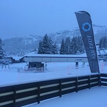 Tirsdag 21.02


20cm nysn&oslash; p&aring; toppen, 7cm nede.