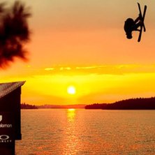 Fotosession p&aring; vattenhopps nya anl&auml;ggning i Stoc. Foto: Hannes S&ouml;derlund. &Aring;kare: Adam Widen.