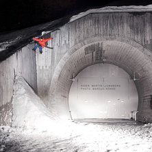 H&aring;rig bombdrop to wallride.. Foto: Marcus R&ouml;nne. &Aring;kare: Martin Ljungberg.