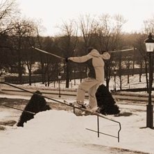 Varf&ouml;r inte &aring;ka lite skidor p&aring; kunglig mark.... Foto: Paka Nordholm. &Aring;kare: Daniel Nordholm.