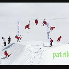 En back flipp i p&aring;sken..... Foto: Alexb. &Aring;kare: Patrik Backs&aelig;ther.