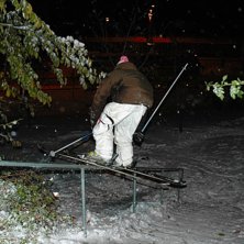 Hudiga hudik har inte s&aring; m&aring;nga rails att bjuda p. Foto: Jesper Bryngelsson. &Aring;kare: Kristian F&auml;lt.