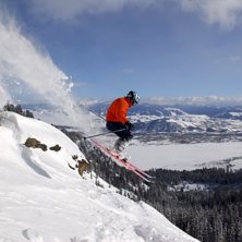 Foto: Hans H&ouml;rfelt. &Aring;kare: Pelle Gustavsson.
