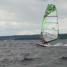 Foto: adam johansson. &Aring;kare: emil johansson.