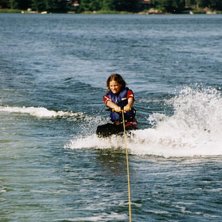 Kneeboard :D Sjukt roligt och f&ouml;rsta steget f&ouml;r . Foto: Helena Fredriksson. &Aring;kare: Cizzi Fredriksson.