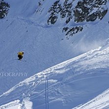 Foto: Rob Hamilton Smith. &Aring;kare: Adam wid&eacute;n.