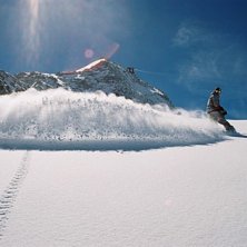Dagen efter ett rej&auml;lt sn&ouml;fall i Cham. Bel&ouml;ning. Foto: Magnus Sundin. &Aring;kare: Olle Wallin.