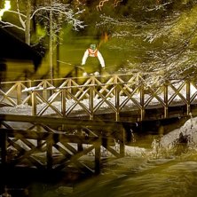 Jowe mannen mixtrar lite flashigd med ljuset &aring; ja. Foto: www.johanwennerstrom.se. &Aring;kare: Jesper Nystr&ouml;m.