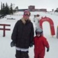 hur s&ouml;t f&aring;r man vara ?. Foto: linnea. &Aring;kare: Joel och Josefin.