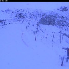 5 cm nysn&oslash;!
Det er n&aring; 0 grader, lett sn&oslash;v&aelig;r og.