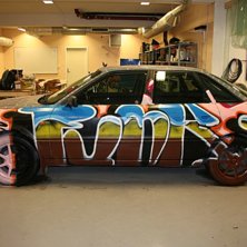 skj&oslash;nte ikke hvorfor alle kikket s&aring; f&aelig;lt p&aring; me. Foto: ?. &Aring;kare: jonnas bil.