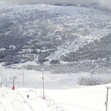 Str&aring;lende sol!
5 cm nysn&oslash; i natt. Kladt og nydel.