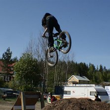 &Aring;kare: Moses Nymark.