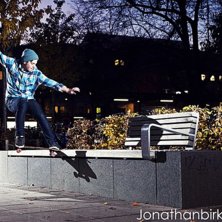 nightsession@centralen

http://birkemyr.tumblr.c. Foto: Jonathan Birkemyr. &Aring;kare: Daniel Bergman.