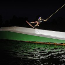 Jeremia Hoppe go for a sick nose press!

www.fac. Foto: Peter Vahlfridsson. &Aring;kare: Jeremia Hoppe.