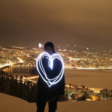 Tog lite bilder kring tolvslaget... S&aring; jag lekte . Foto: Andreas Fridh. &Aring;kare: Benno Persson.
