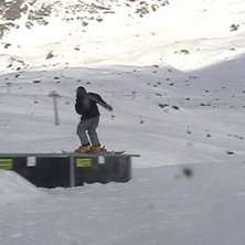 Jag drar en grind i Ischgl. Foto: Carl Engstr&ouml;m. &Aring;kare: Jacob K&ouml;hler.
