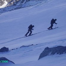 mot toppen p&aring; greken n&auml;r den var st&auml;ngd.. Foto: magnus kastengren. &Aring;kare: tomas jansson + johan.