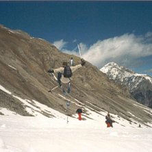 Ett sjuhelvetes hopp utav en polare. Som synes &auml;r. Foto: Mikael Sandstr&ouml;m. &Aring;kare: Jens Lagergren.