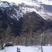 Martin laddar i skogen.... Foto: Mattias Ridung. &Aring;kare: Martin Olsson.