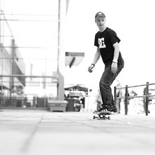 F&ouml;r fler bilder bes&ouml;k min blogg.

http://raazm. Foto: Rasmus Viktorsson. &Aring;kare: Viktor Sporrong.