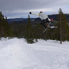 v&aring;l&aring;dalen p&aring; mini hoppet i p&aring;skas. Foto: Oskar Holmblad. &Aring;kare: Samuel Dalesj&ouml; (jag).