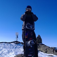 Pudersn&ouml;&aring;kning efter en l&aring;ng hajk. Foto: Mikael Svensson. &Aring;kare: Rickard Magnusson.