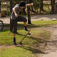 H&ouml;g ollie. Foto: Staefan Hamreus. &Aring;kare: Malte Hamreus.