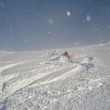 sk&ouml;n puder nedanf&ouml;r masten. Foto: Gustav Bergstr&ouml;m. &Aring;kare: jag och erik.