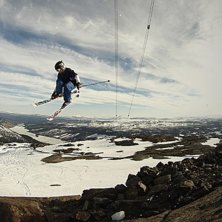 Byggde en liten kick under kabinbanan, riktigt rol. Foto: Alexander Runhellen. &Aring;kare: Anton Villberg.