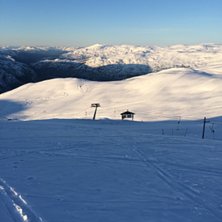 1 mai
1 mai er det nydeleg ver og f&oslash;re. -3 sol og.