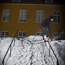 Jag och Erik p&aring; kv&auml;lls session , hornsbergskyrka. Foto: Niklas Sundin. &Aring;kare: Erik Signarsson.