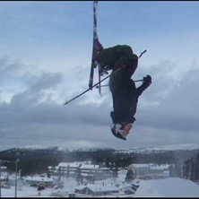 Jag k&auml;nner mig uppochned ;). Foto: Simon Biteus. &Aring;kare: Niklas L&ouml;nnermo.