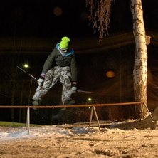 Railsession hos niko.. Foto: F&ouml;rste fotograf: Nikolai Persson. Andra fotograf och maskot: Erik Larsson. &Aring;kare: Fredrik Persson.