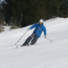 Ledig f&ouml;rmiddag fr&aring;n kontoret firas med lite tel. Foto: Stefan Hultquist. &Aring;kare: Patrik Jansson.