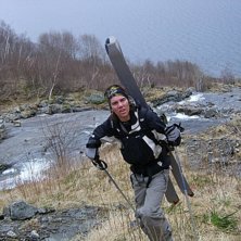 v&aring;rskid&aring;kningens baksida. Foto: Micke. &Aring;kare: Jan.