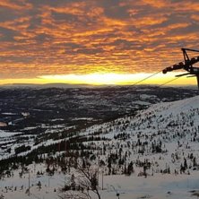 Soloppgang
I dag f&aring;r vi en solfylt dag, med uts�.