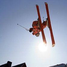 hehee sj&ouml;&ouml;n sol i bakgrunden... annars m&auml;rklig . Foto: ???. &Aring;kare: Jag.