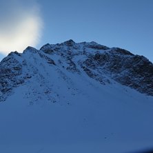 F&ouml;lj kanten fr&aring;n v&auml;nster, och vid andra &amp;qu. Foto: tryggve tir&eacute;n.