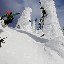 3.5 hour showshoe hike up the backside of mammoth . Foto: Gustav Ohlsson. &Aring;kare: Brian Wolfe.