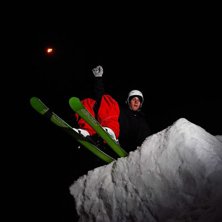 Tailpres av Joel under en photosession i Hemlingby. Foto: Simon Lindberg. &Aring;kare: Joel Westlund.