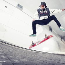 Bes&ouml;k g&auml;rna min blogg eller hemsida http://birke. Foto: Jonathan Birkemyr. &Aring;kare: Robin Carlsson.